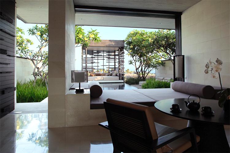 ALILA ULUWATU 5*,  