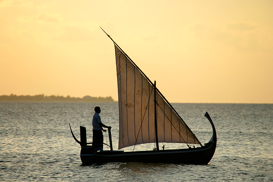 COCO PALM DHUNI KOLHU 5*,  