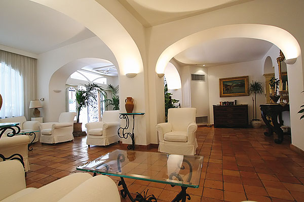 VILLA ROMANA 4*,  