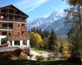 CHALET HOTEL LES CAMPANULES 2*,  