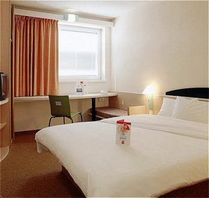 NOVOTEL  ZUERICH CITY - WEST 4*,  