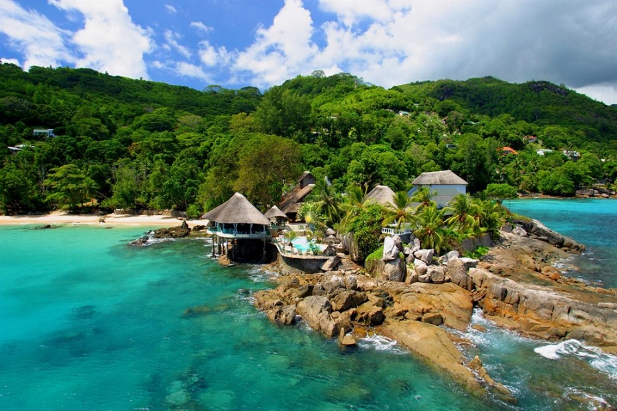 картинка фотография курорта Маэ, остров на Сейшелах