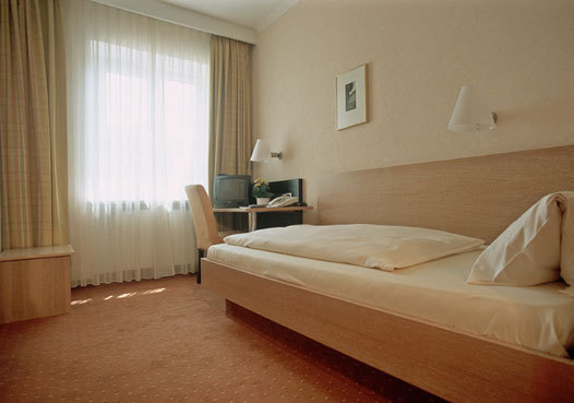 JEDERMANN 3*, фото отеля
