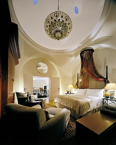 FOUR SEASONS HOTEL GRESHAM PALACE BUDAPEST  5*,  