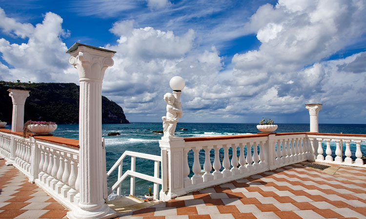 RIVA DEL SOLE   2*,  