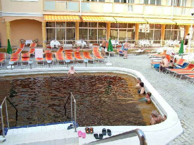 HUNGAROSPA THERMAL HOTEL 3*,  