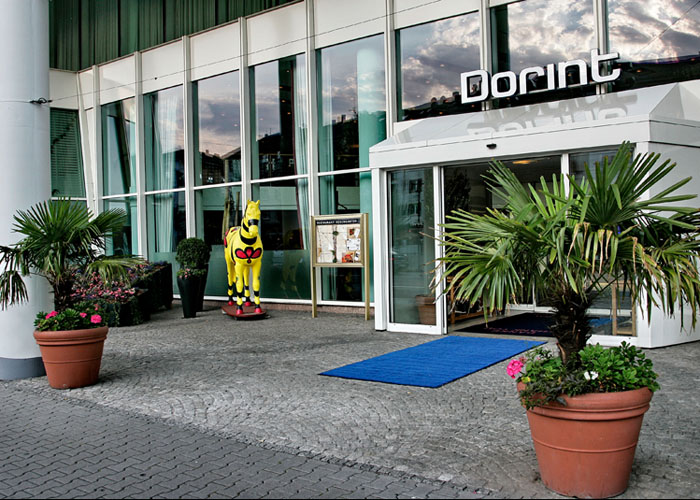 DORINT KONGRESSHOTEL  4*,  