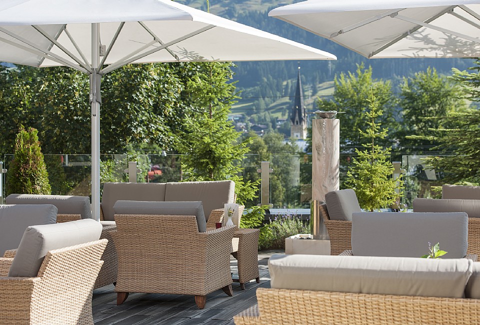 SPORT- & BEAUTYHOTEL SCHWEIZERHOF  4*,  