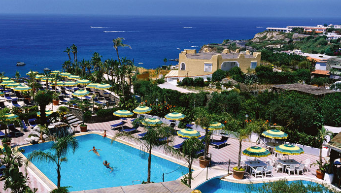 SORRISO THERME & RESORT  4*,  