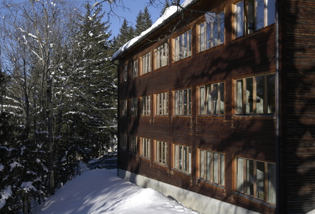 GRINDELWALD  YOUTH HOSTELS,  