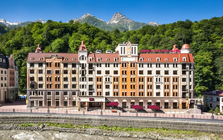 MERCURE ROSA KHUTOR 4*,  