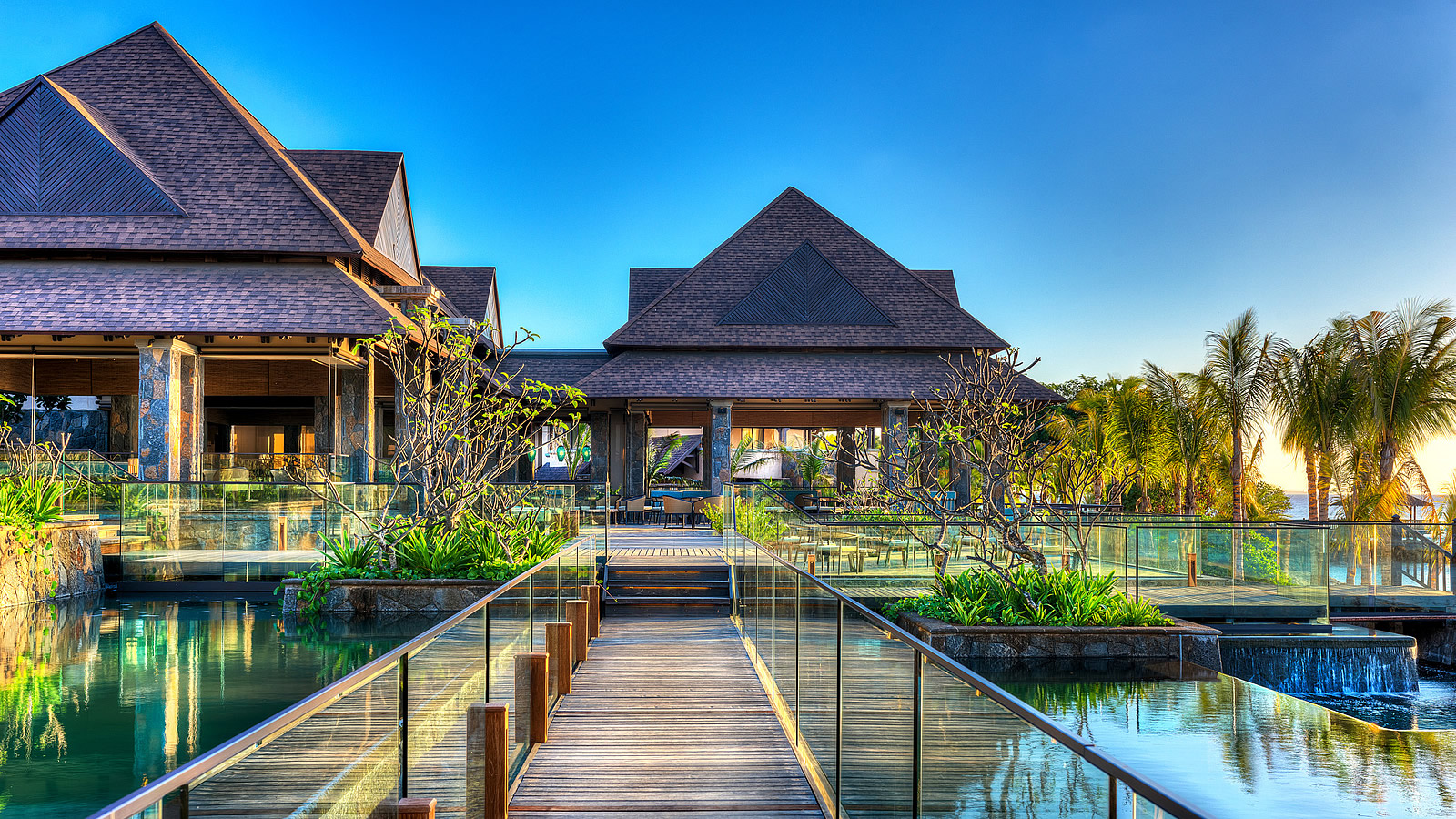 THE WESTIN TURTLE BAY RESORT & SPA MAURITIUS 5*,  