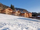  RES. LES CHALETS DE JOUVENCE ( , )