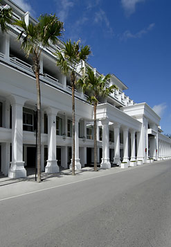 COURTYARD BY MARRIOTT PHUKET AT PATONG BEACH  4*,  