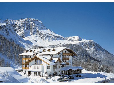 CRISTALLO PASSO SAN PELLEGRINO  3*+,  