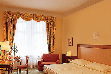 BEST WESTERN PREMIER KAISERHOF WIEN 4*,  