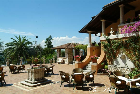 VILLA DEL SOGNO  5*,  