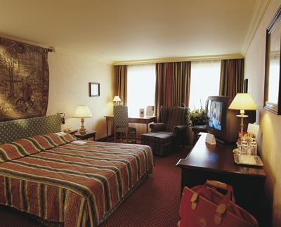 NH BRUGGE  4*+,  