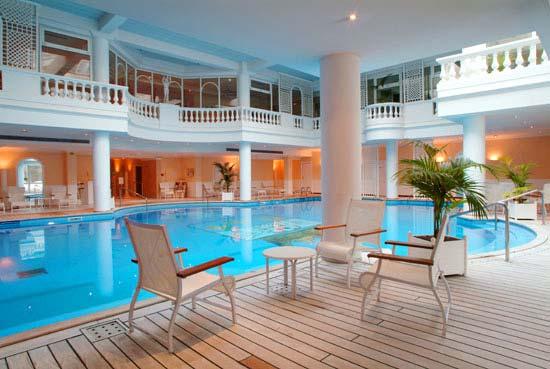 TRIANON PALACE & SPA 4*,  