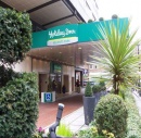  HOLIDAY INN REGENTS PARK  4 (, )