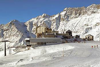 SKI CLUB LO STAMBECCO  3*,  