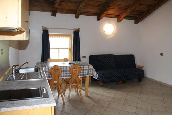 CASA FRANCISI LORENZA,  
