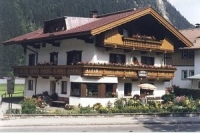 HAUS GIESELA ,  