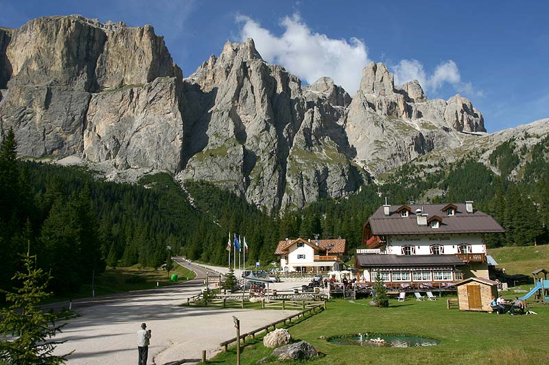 CONDOMINIO MONTI PALLIDI ,  