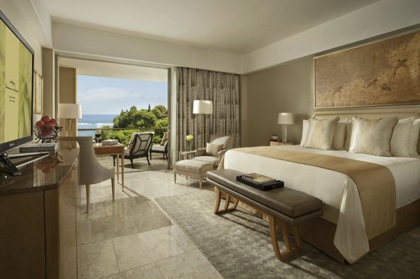 Grandeur-bedroom_Z.jpg