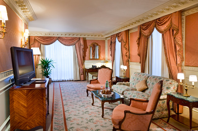 executive-suite-4.jpg
