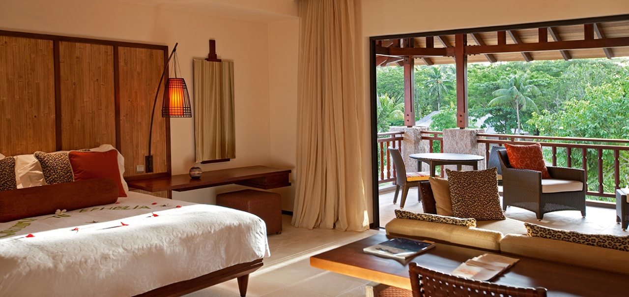 ephelia-seychelles-senior-suite-1.jpg