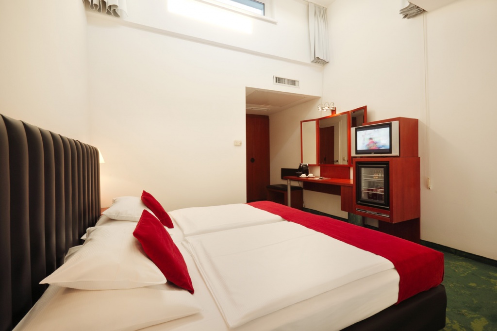 ARCOTEL_Wimberger_juniorSuite7.jpg ARCOTEL_Wimberger_juniorSuite7.jpg
