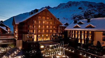 THE CHEDI 5*,  