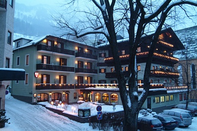 KUR-SPORTHOTEL WINKLER  4*,  