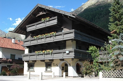 HAUS EBERHARD,  