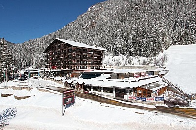 IL CAMINETTO SPORT HOTEL & CLUB 3*,  