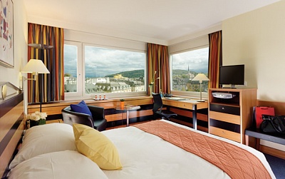 SWISSOTEL ZURICH 4*,  