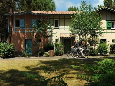 RES. LE DOMAINE DU GOLF DE PINSOLLE,  