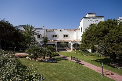 COLONNA GRAND HOTEL CAPO TESTA  5*,  