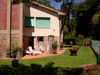 VILLA ELISA ,  
