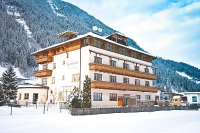 ALPENKOENIGIN 4*, ���� �����