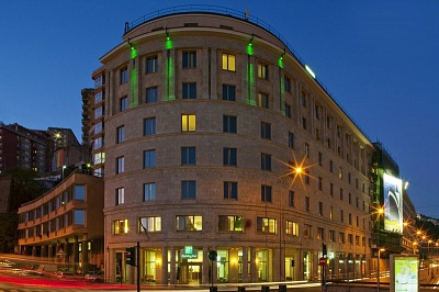 HOLIDAY INN CITY GENOA 4*,  