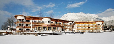 BEST WESTERN PLUS HOTEL ALPENHOF 4*,  