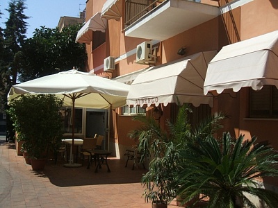 ALBERGO LIDO 2*,  