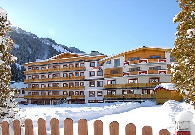 ALPENHOTEL SAALBACH 4*,  
