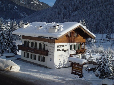 VILLA RUGGERO  2*,  