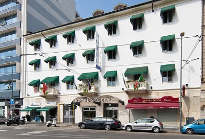 CERVO MILANO 3*+,  