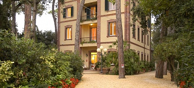 VILLA TIZIANA  3*,  