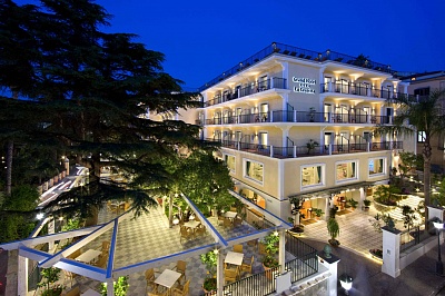 GRAND HOTEL LA FAVORITA 4*+,  