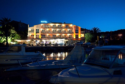 LE GOLFE PORTO POLLO 4*,  
